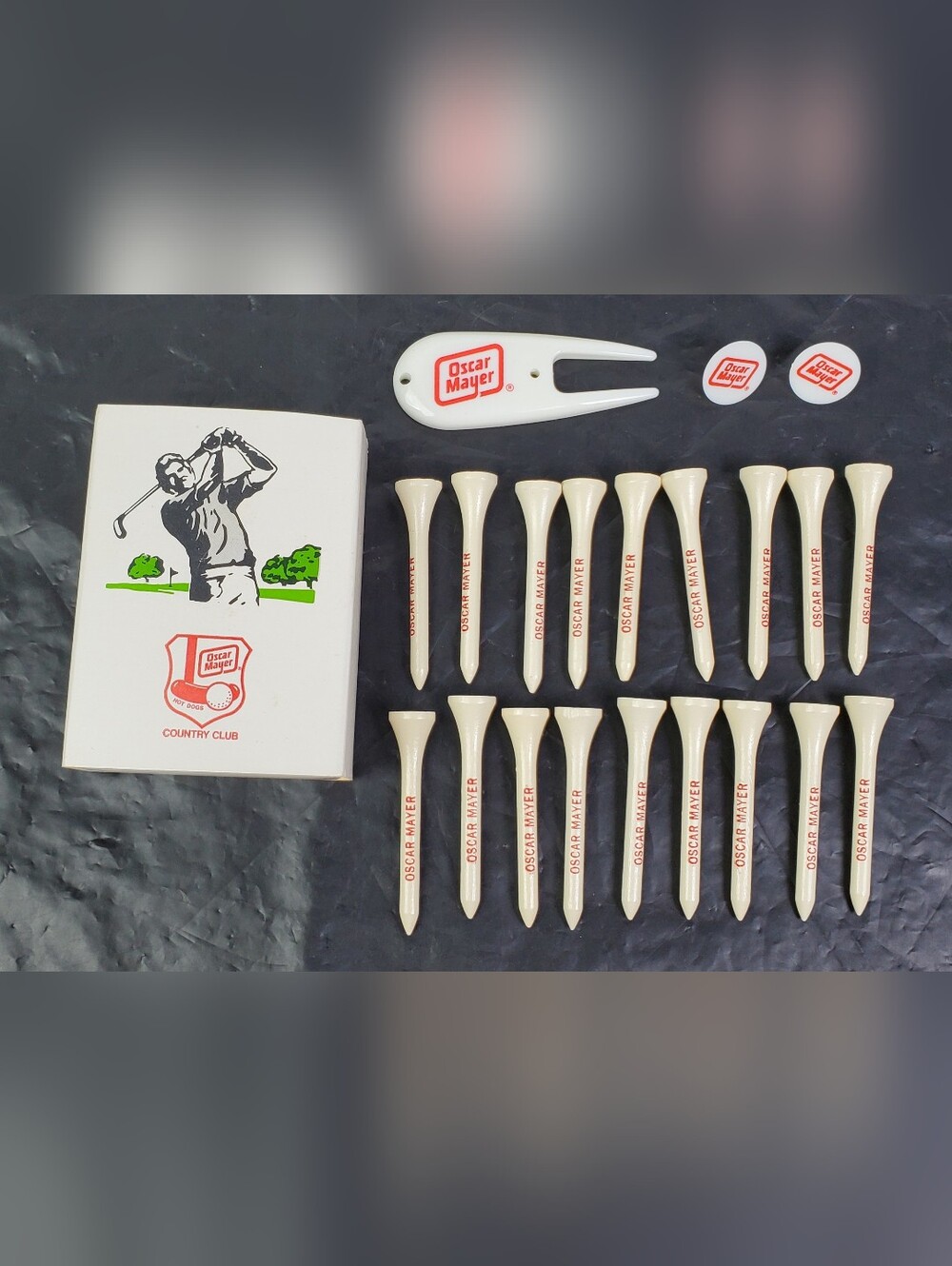 Oscar Mayer Country Club VTG Golf Divit Tool Kit w/ Marker & Tees Advertising